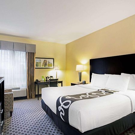 Отель La Quinta By Wyndham Lexington South / Hamburg Экстерьер фото