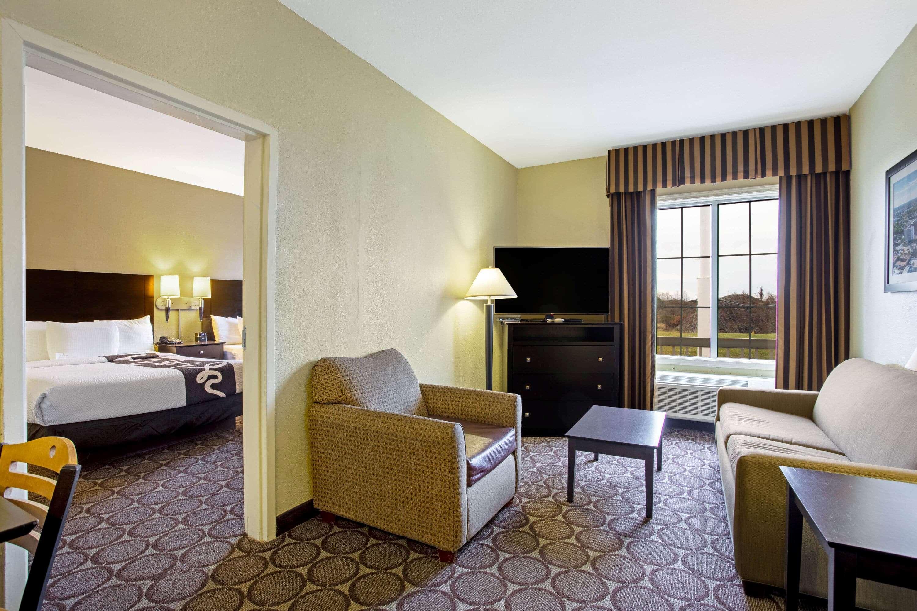 Отель La Quinta By Wyndham Lexington South / Hamburg Экстерьер фото